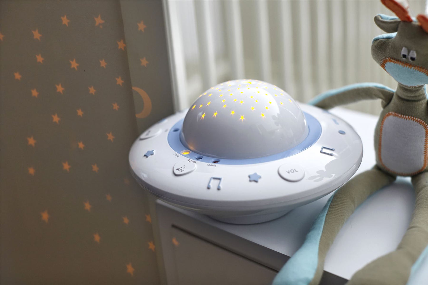 Alecto Starry Sky Nusery Projector | Adjustable Play Time | Voice Activated | Music & Light | White / Blue