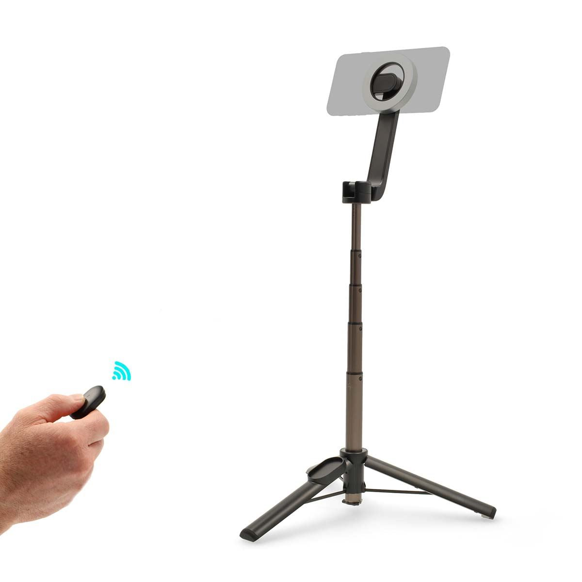 Nedis Bluetooth® Selfie Stick | Bluetooth® version: 5.0 | Maximum screen size: 7 " | Folded lenght: 17 cm | Unfolded length: 61 cm | Maximum weight capacity: 1000 g | Battery Powered