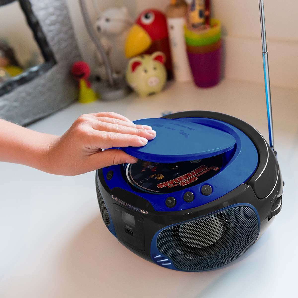Lenco SCD-550BU Portable FM Radio CD/MP3/USB/Bluetooth® Player with LED lighting Blue