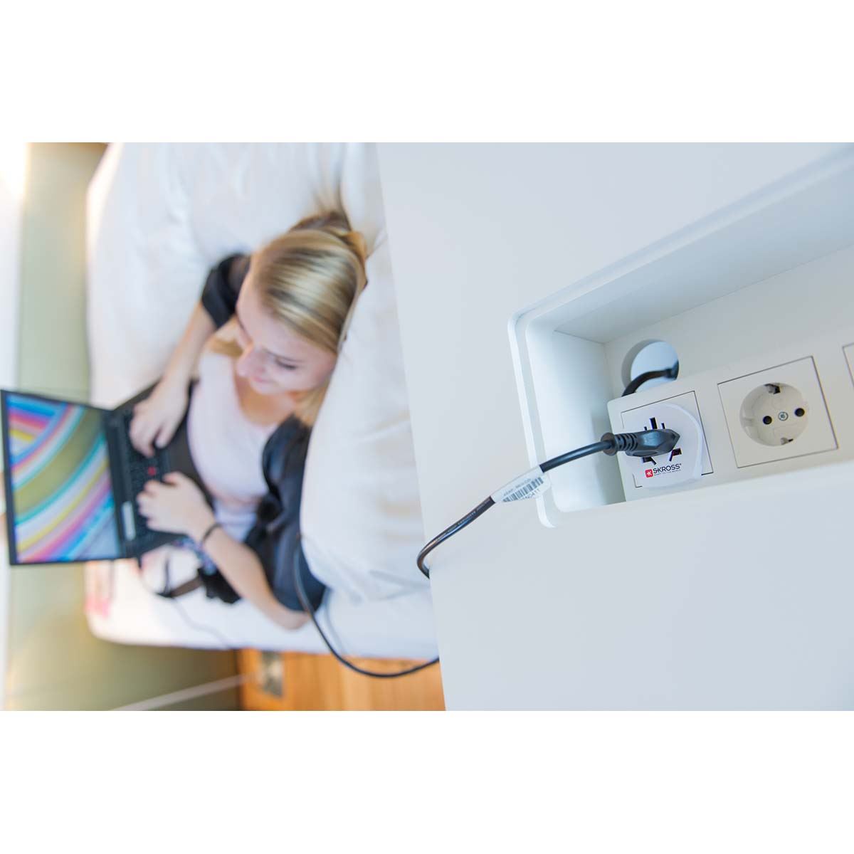 Skross SKross | Travel Adapter World-to-Europe Earthed