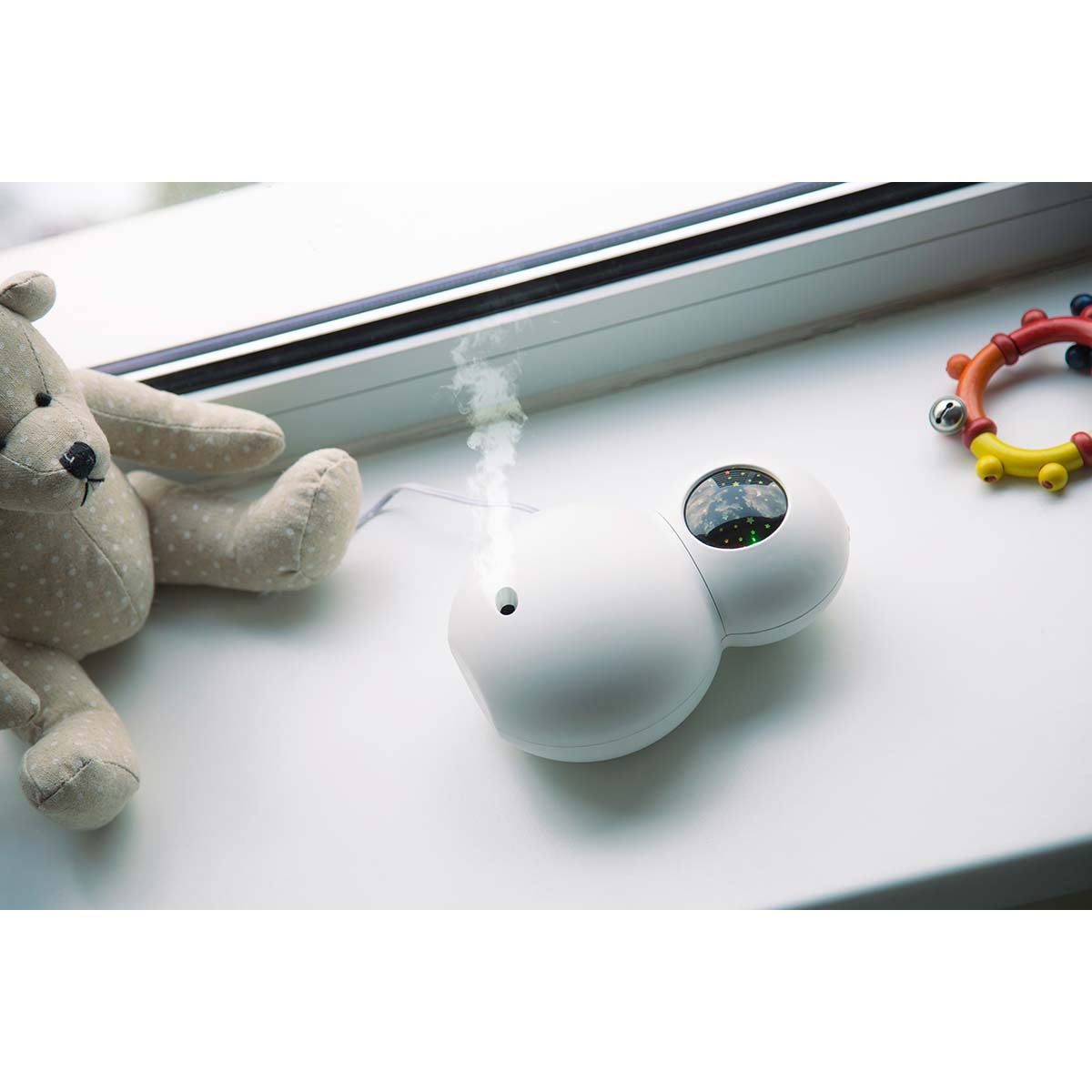 Alecto Nursery Childrens Humidifier and Light Projector | White
