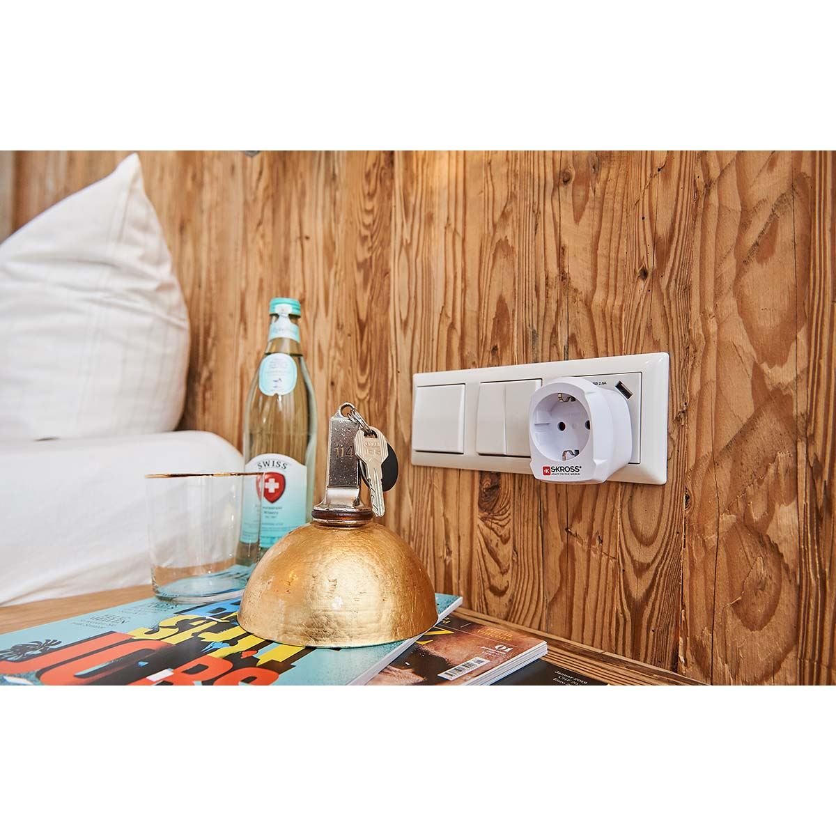 Skross SKross | Travel Adapter Europe to UK Earthed