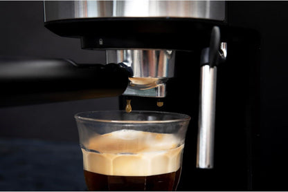 Gastronoma 18110002 | Espresso Coffee Maker 15 bar 1100W | Black / Stainless Steel