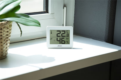 Alecto WS-55 | Indoor Large LCD Thermometer / Hygrometer | White / Silver