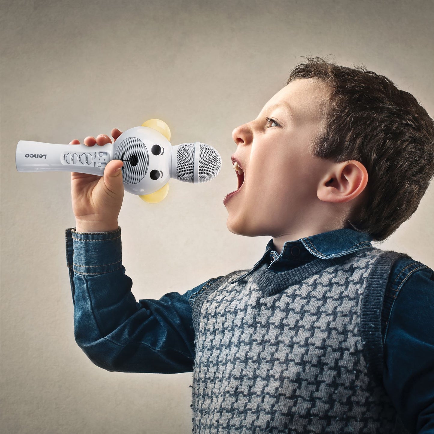 Lenco BMC-060WH | Kids Karaoke Bluetooth® Microphone | with SD Slot | LED Lights | Aux Out | White
