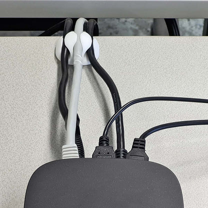 Nedis CMGC20034WT | Cable Management | Cable Clip | Click and Go | 4 pcs | Number of slots: 3 Slots | Maximum cable thickness: 5.3 mm | TPE | White