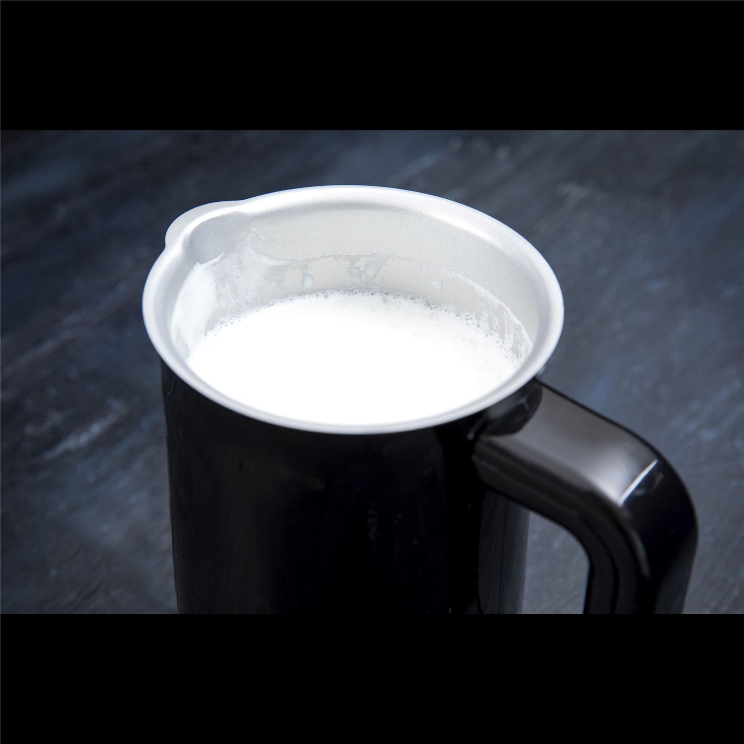 Gastronoma 18150003 | Milk frother | 0.3L 500 Watt Injection | Black