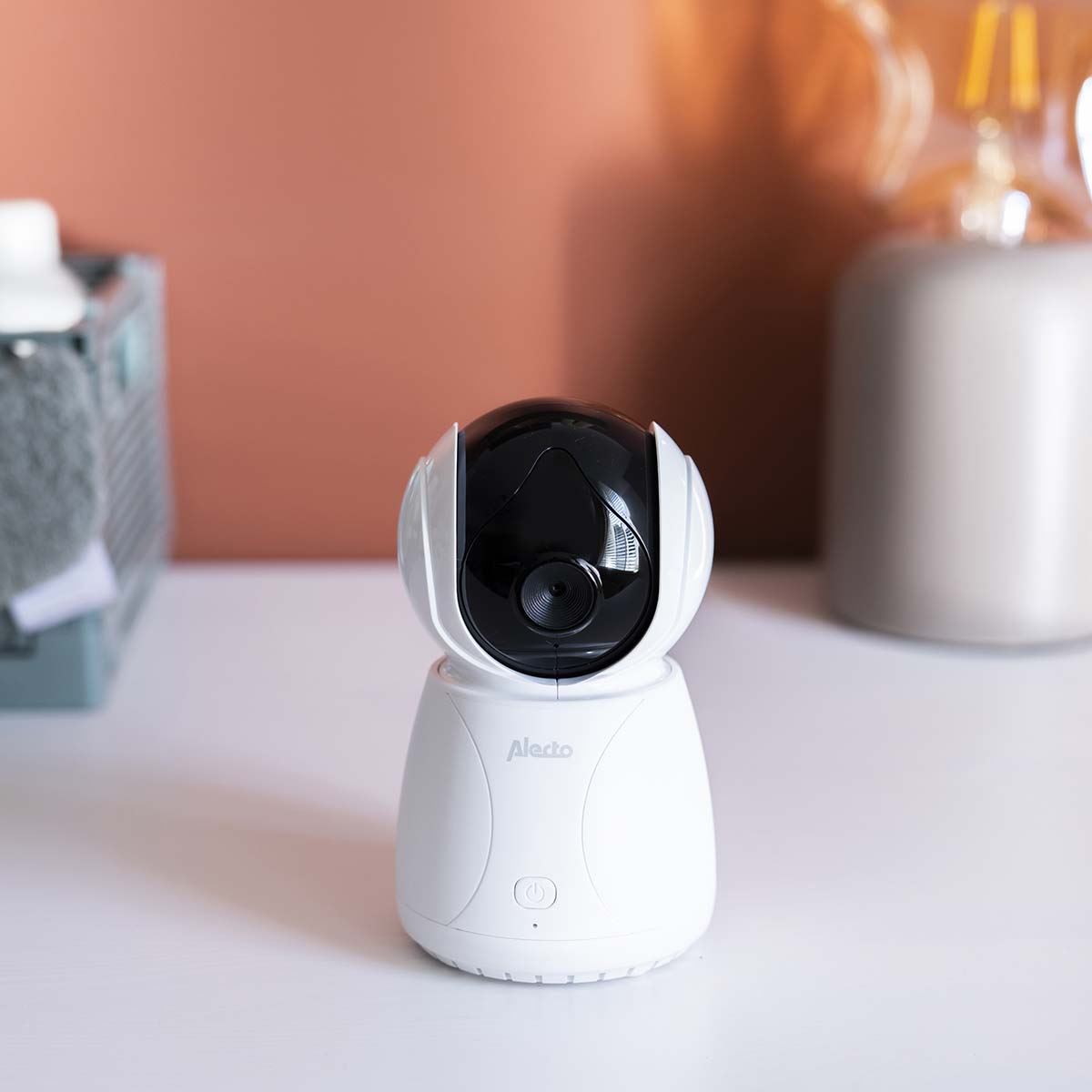 Alecto DVM-275 Video Baby Monitor | With camera | 5" Color Screen | White