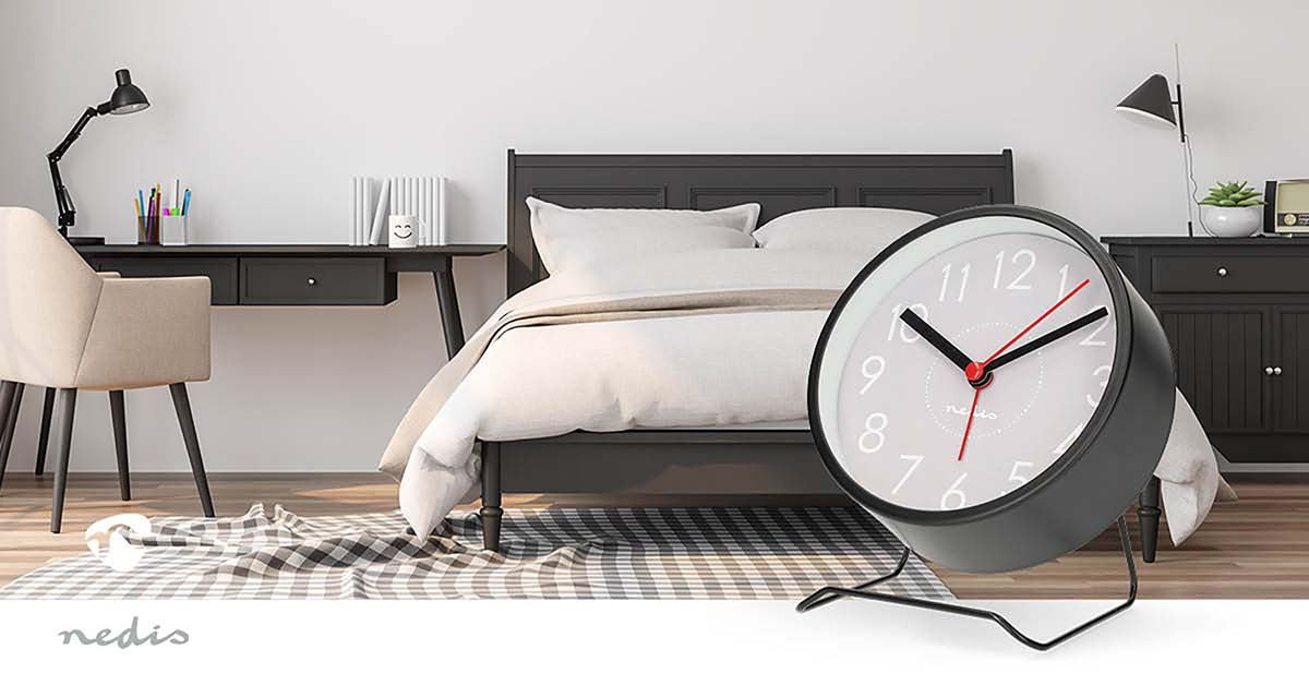 Nedis Analogue Desk Alarm Clock | Snooze function | Silent clockwork | Black