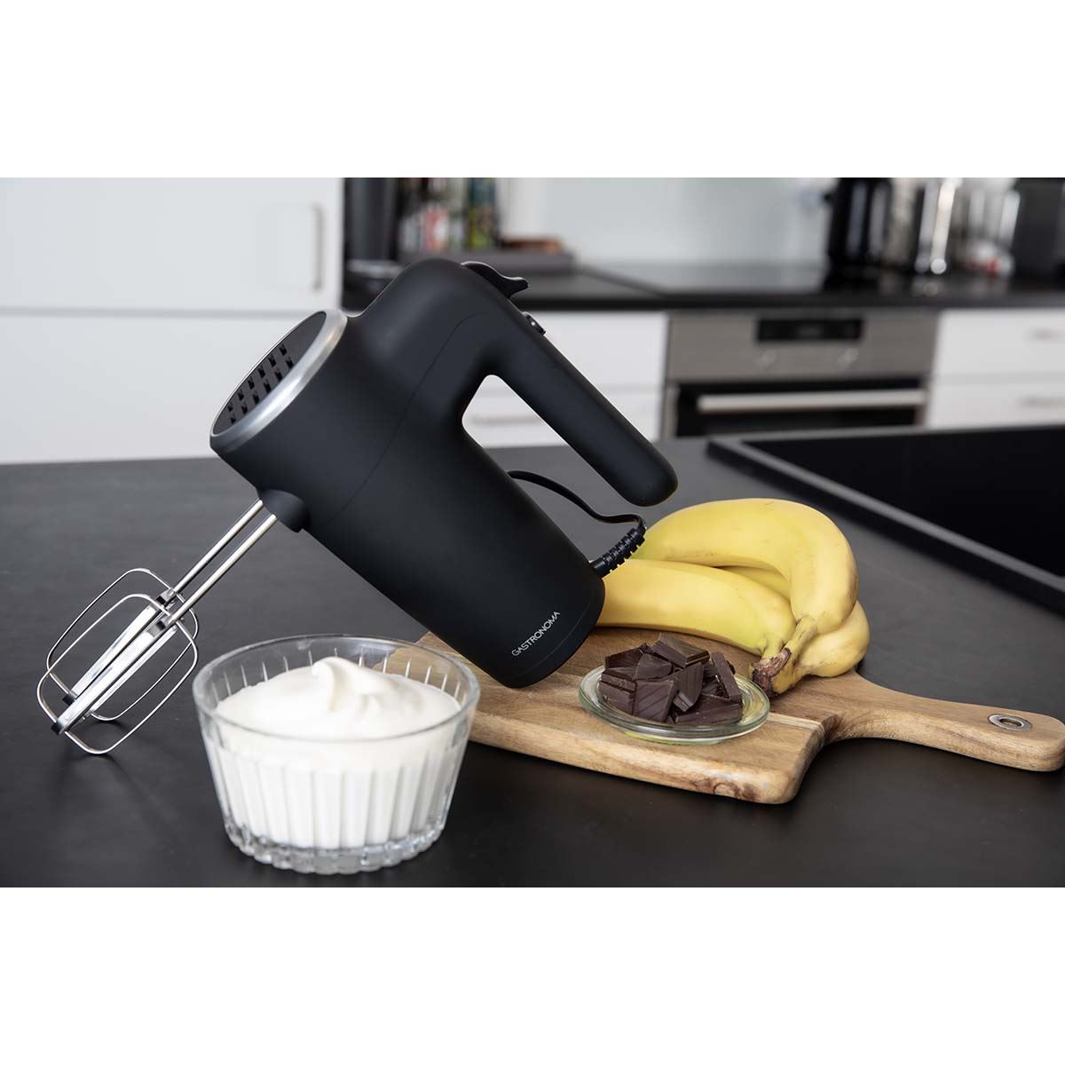 Gastronoma 18200002 | Hand Mixer | 500 W | 6 Speeds | Turbo | 2 Beaters / 2 Dough Hooks | Rubberized | Black