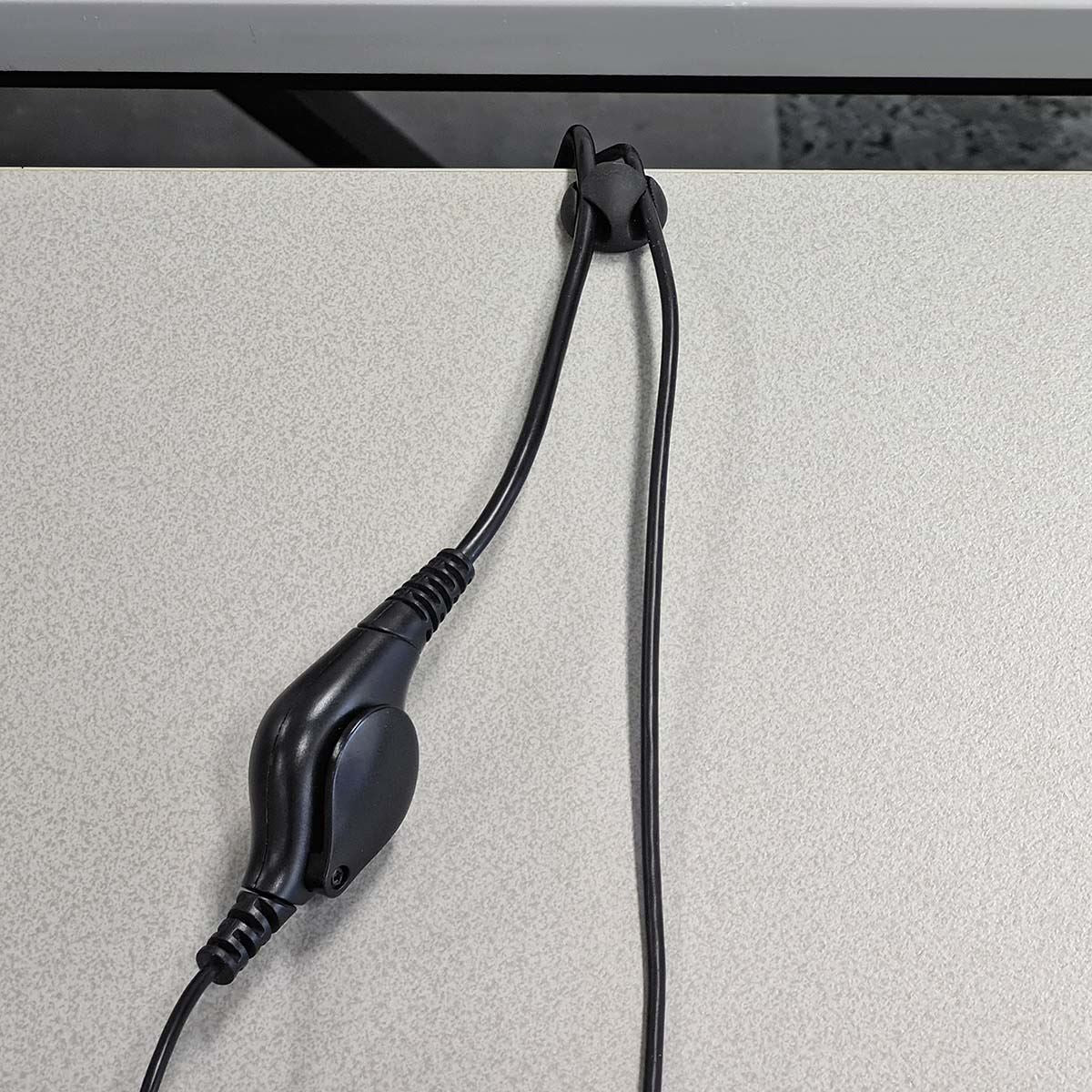 Nedis CMGC20026BK | Cable Management | Cable Clip | Click and Go | 6 pcs | Number of slots: 2 Slots | Maximum cable thickness: 5.3 mm | TPE | Black