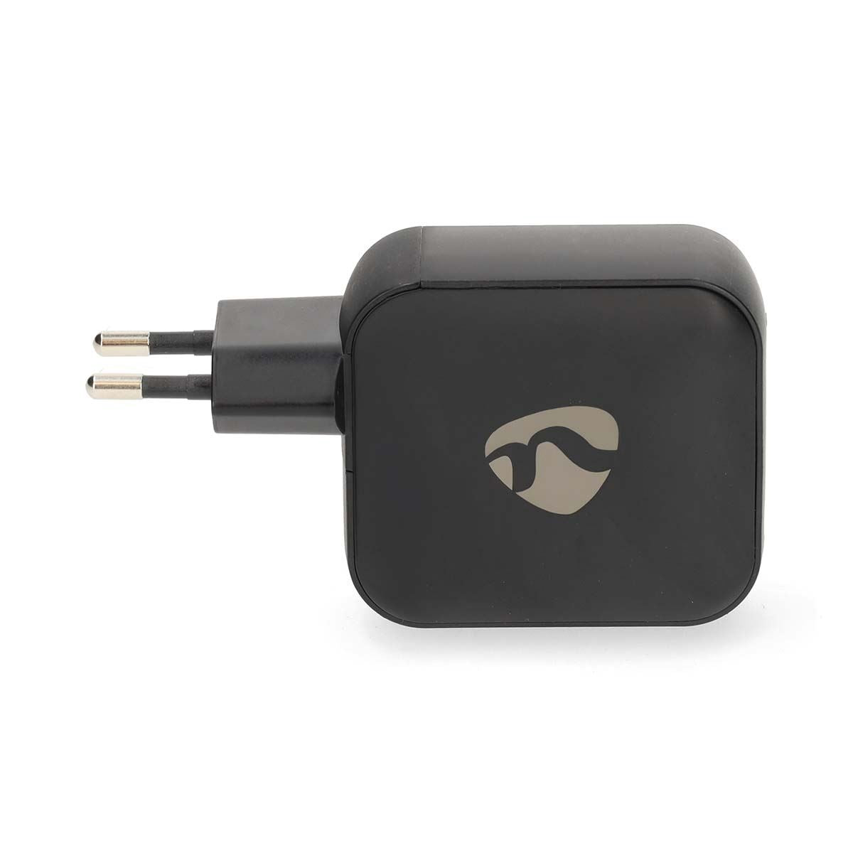 Nedis Wall Charger | 100 W | GaN | PD3.0 | Quick charge feature | 2.5 / 3.0 / 5.0 A | Number of outputs: 3 | USB-A / 2x USB-C™ | Automatic Voltage Selection | Black