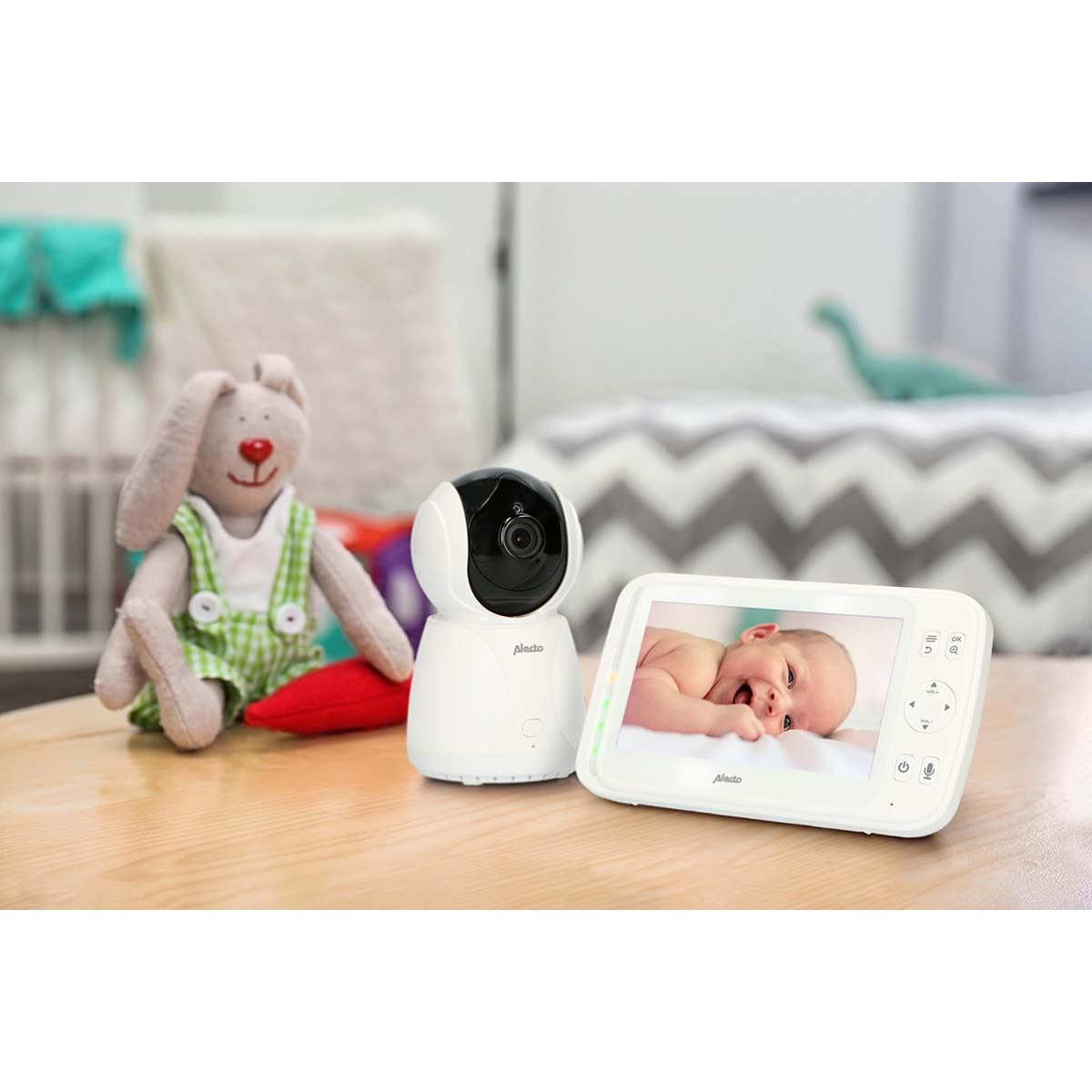 Alecto DVM-275 Video Baby Monitor | With camera | 5" Color Screen | White