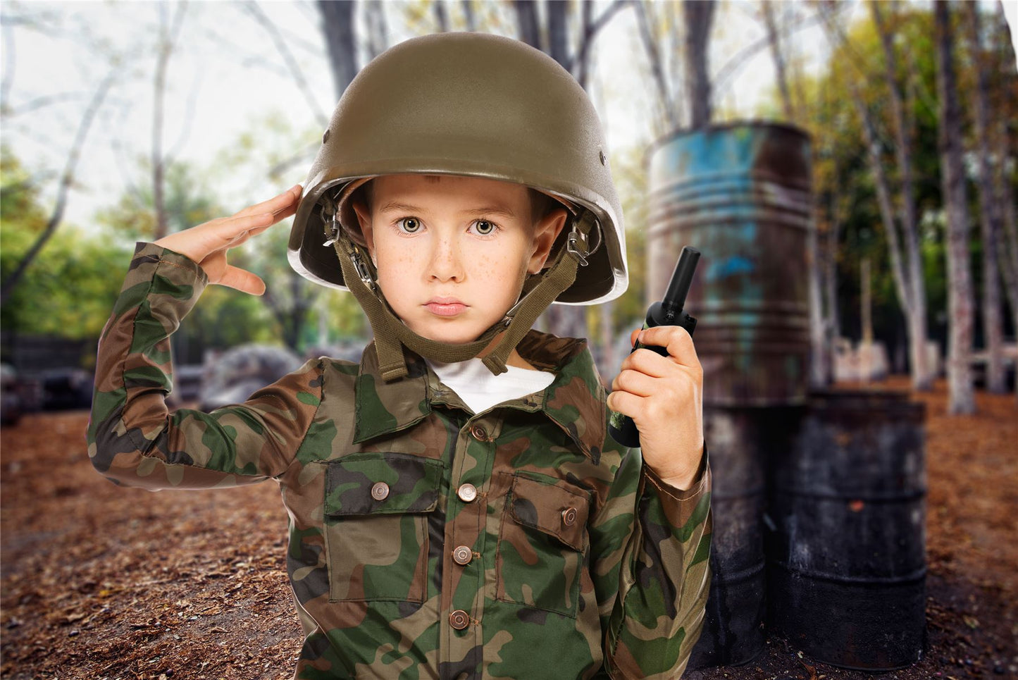 Alecto Walkie-Talkie Set | 2 Handsets | Up to 7 km | Frequency channels: 8 | VOX | up to 3 Hours | Camouflage
