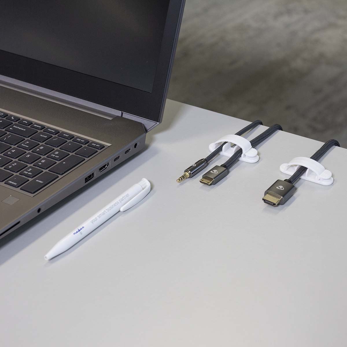 Nedis CMGC22033WT | Cable Management | Cable Clip | Locked | 3 pcs | Number of slots: 3 Slots | Maximum cable thickness: 7.5 mm | Polypropylene | White