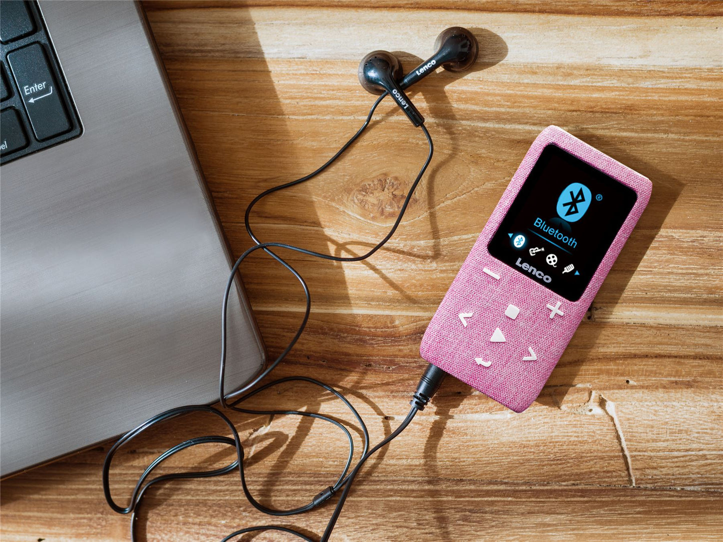 Lenco XEMIO-861PK | MP3/MP4 Player | Bluetooth® | 8GB | Micro SD Card Expansion | Pink