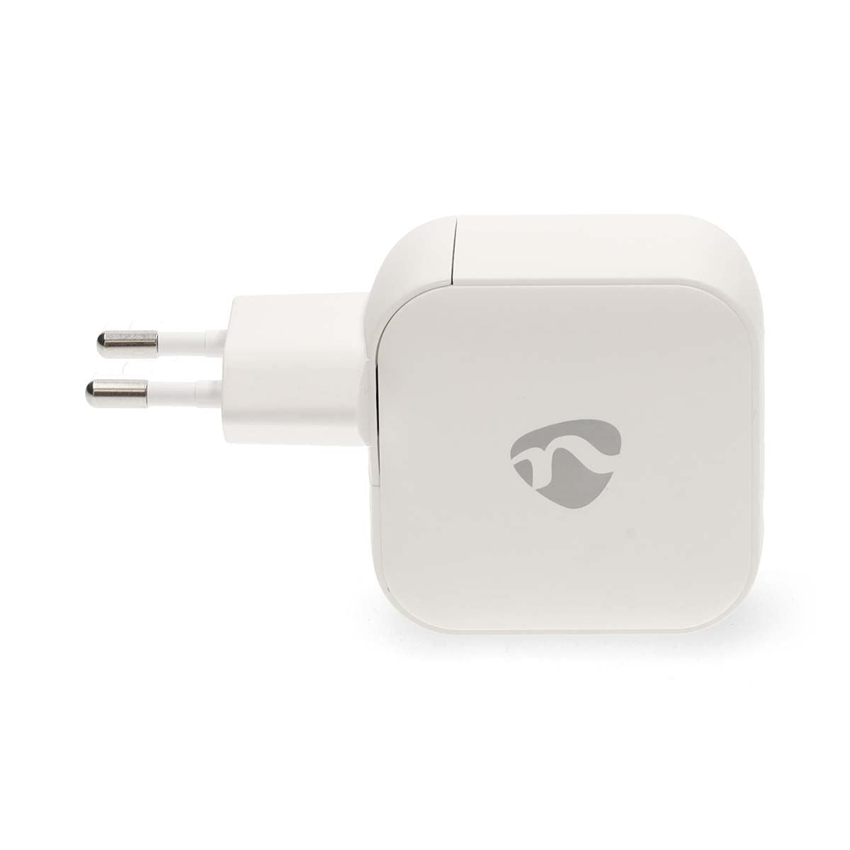 Nedis Wall Charger | 70 W | GaN | PD3.0 | Quick charge feature | 1.5 / 2.25 / 2.5 / 3.0 / 3.5 A | Number of outputs: 3 | USB-A / 2x USB-C™ | Automatic Voltage Selection | White