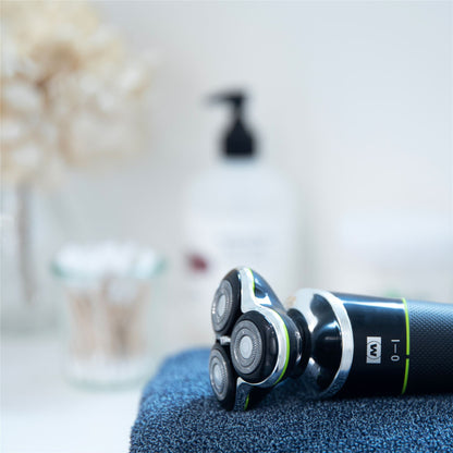 MELISSA Rechargable Electric Razor for Men | 3 Head | Charge Holder | 60 Min Run-Time | Black