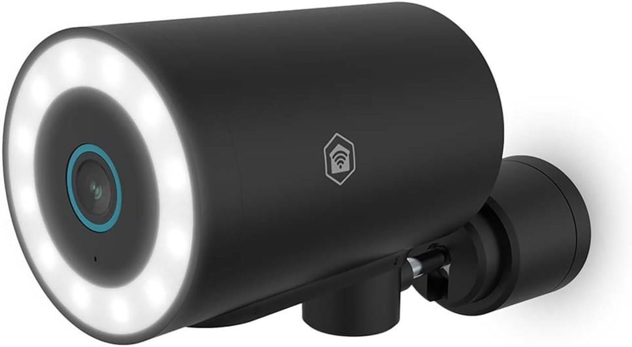 Nedis SmartLife Outdoor Camera | Wi-Fi | Spotlight | 4K / 3840x2160 | IP65 | Cloud Storage (optional) / microSD (not included) / Onvif | 5 V DC | With motion sensor | Night vision | Black