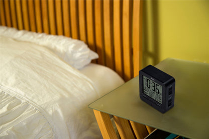 Alecto LCD Alarm Clock | Snooze | 4 Alarm Settings | with Indoor Thermometer | Black
