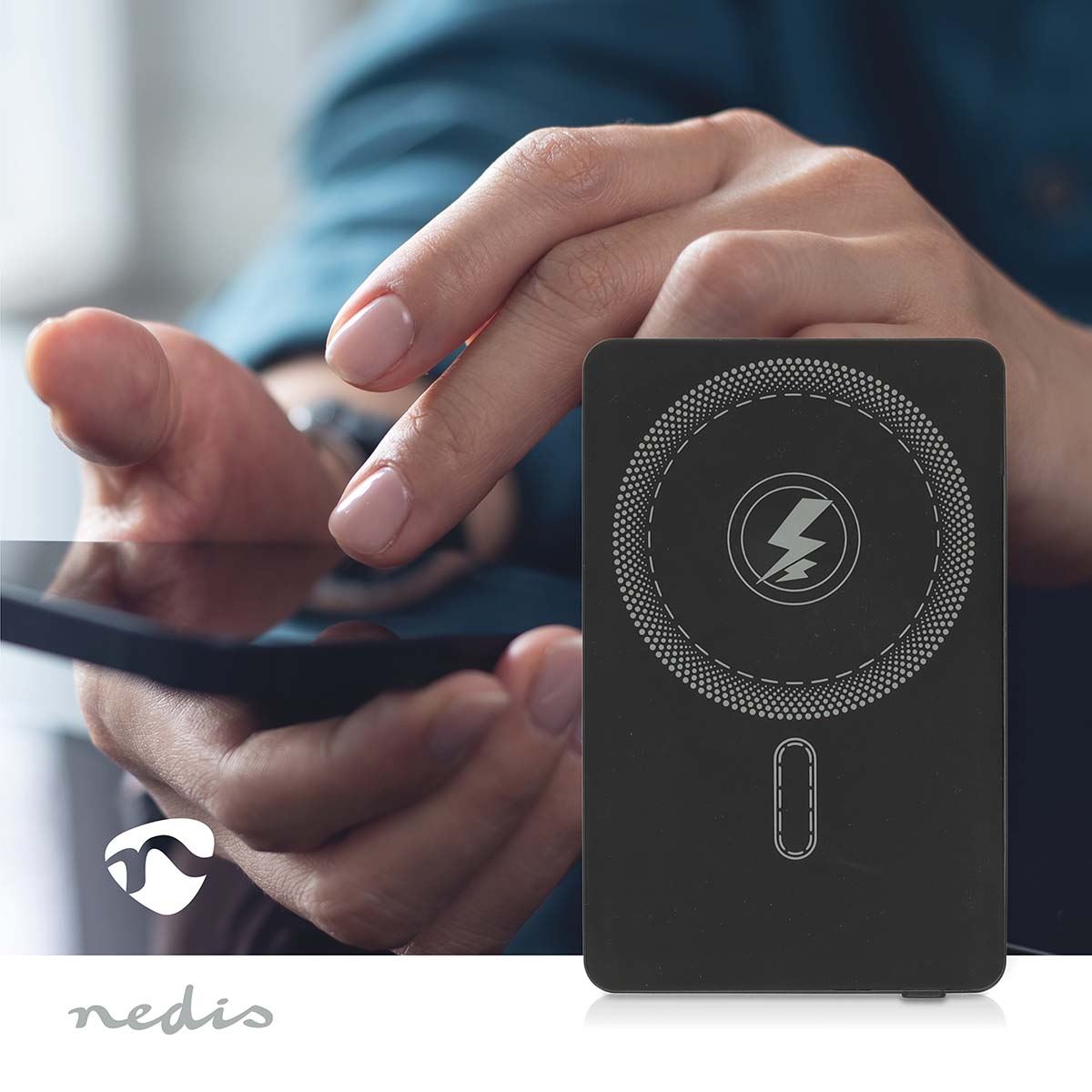 Nedis PBKWL20W025BK | Powerbank | 5000 mAh | Wireless charging | 1.67 / 2.22 / 3.0 A | Number of outputs: 1 | Output connection: 1x USB-C™ | Input connection: 1x USB-C™ | PD3.0 20W | Lithium-Polymer