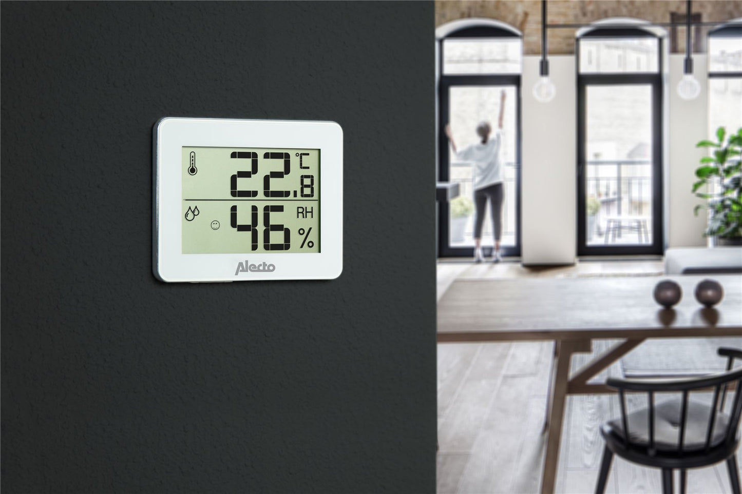 Alecto WS-55 | Indoor Large LCD Thermometer / Hygrometer | White / Silver