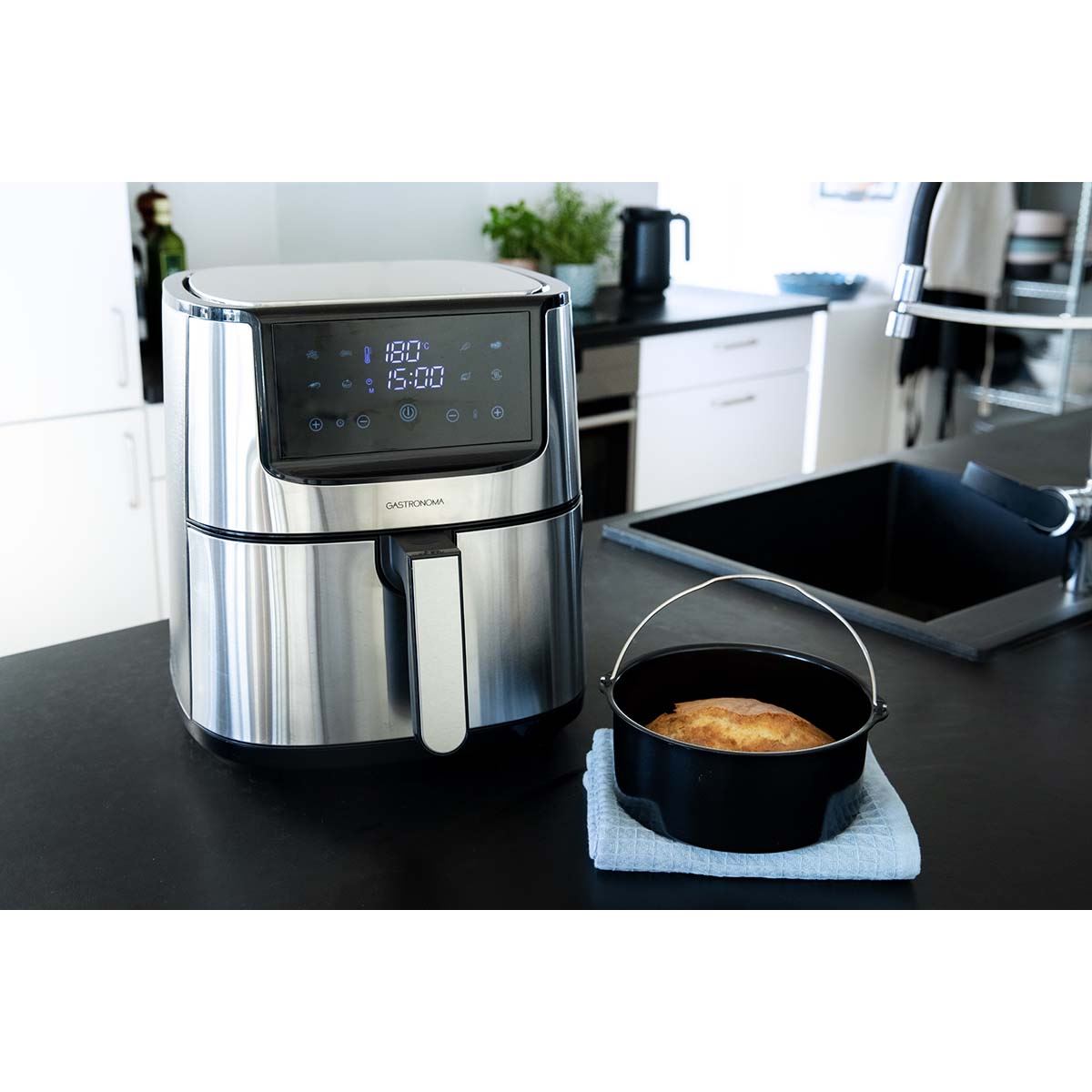 Gastronoma Digital Hot Air Fryer XXL 8 l | 60-min Timer | 8 Presets | Plastic / Stainless Steel